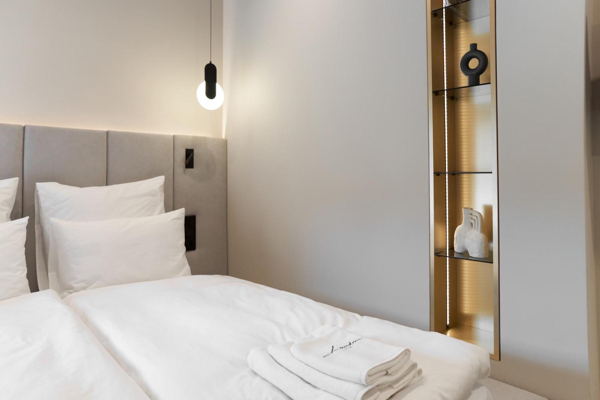 Hotel Laudon Uzhhorod Δωμάτιο φωτογραφία